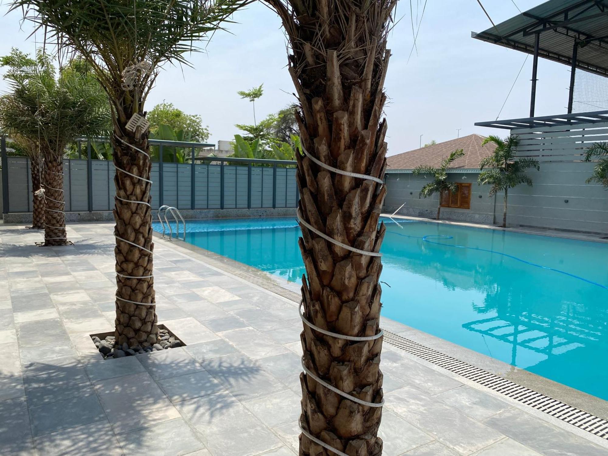The Pavilion Park Resort Mālegaon Exterior photo